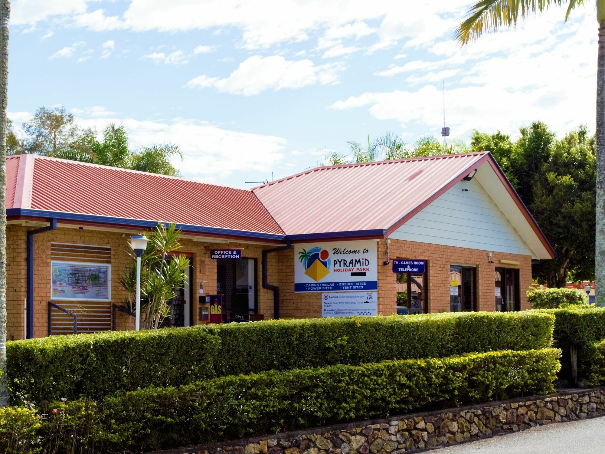 טוויד הדס Pyramid Holiday Park מראה חיצוני תמונה